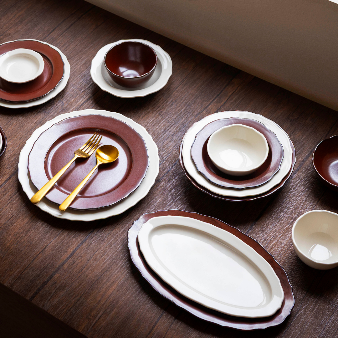 Baroque___28cm_Oval_Platter___Lifestyle_4.png